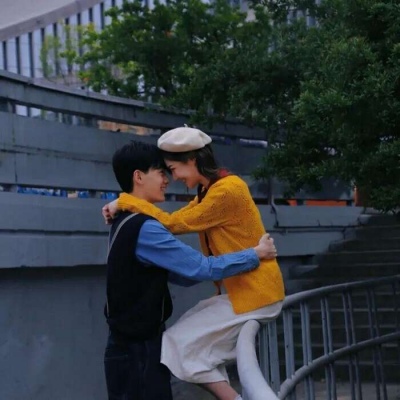港风情侣头像复古高清图片_有意境的情侣头像一对